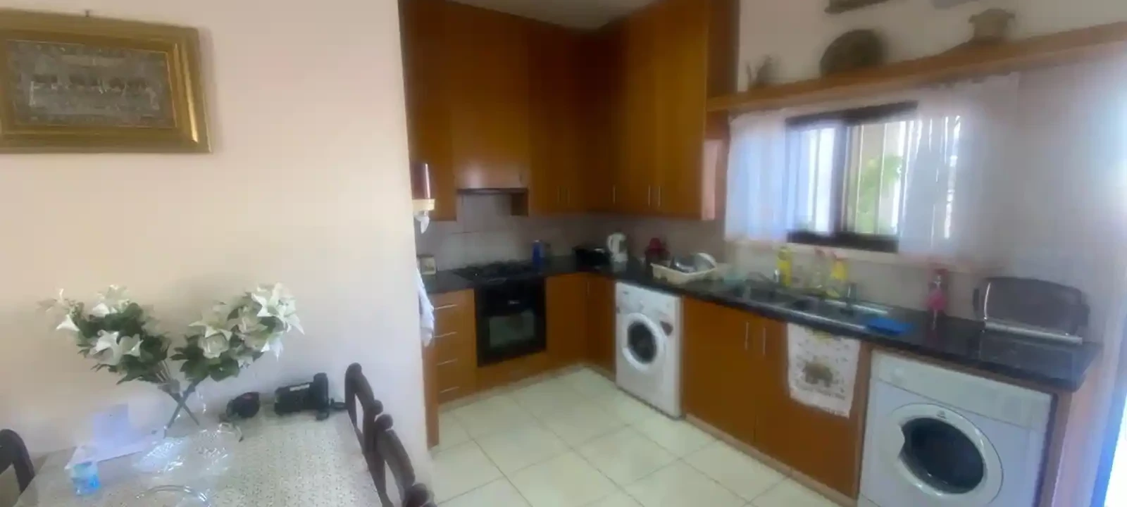 2-bedroom semi-detached to rent €750, image 1