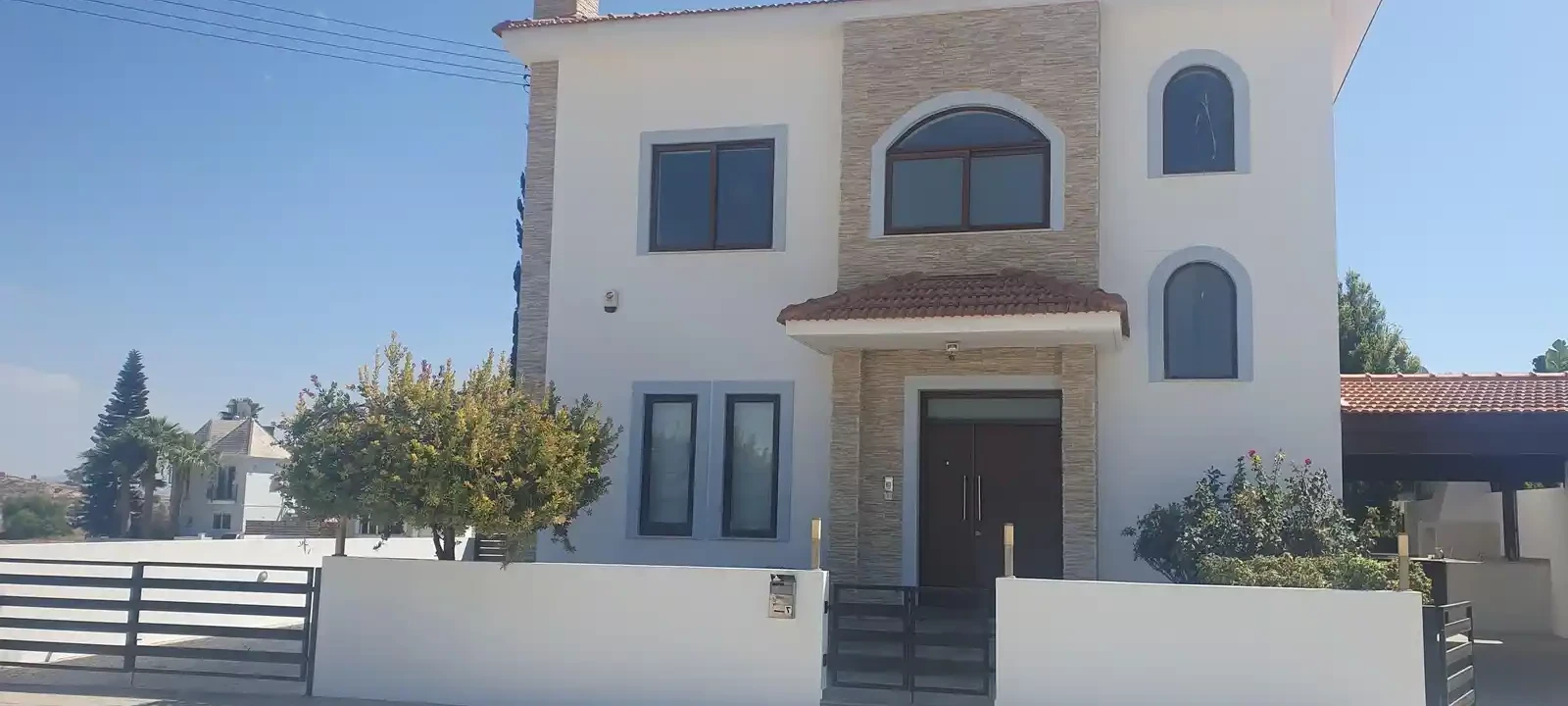 3-bedroom semi-detached to rent €1.500, image 1