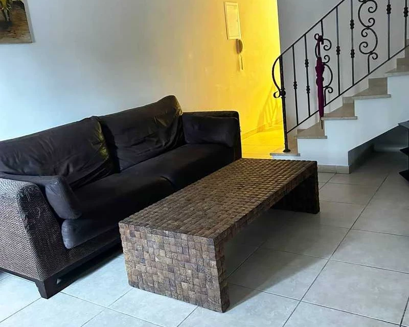 2-bedroom maisonette to rent, image 1