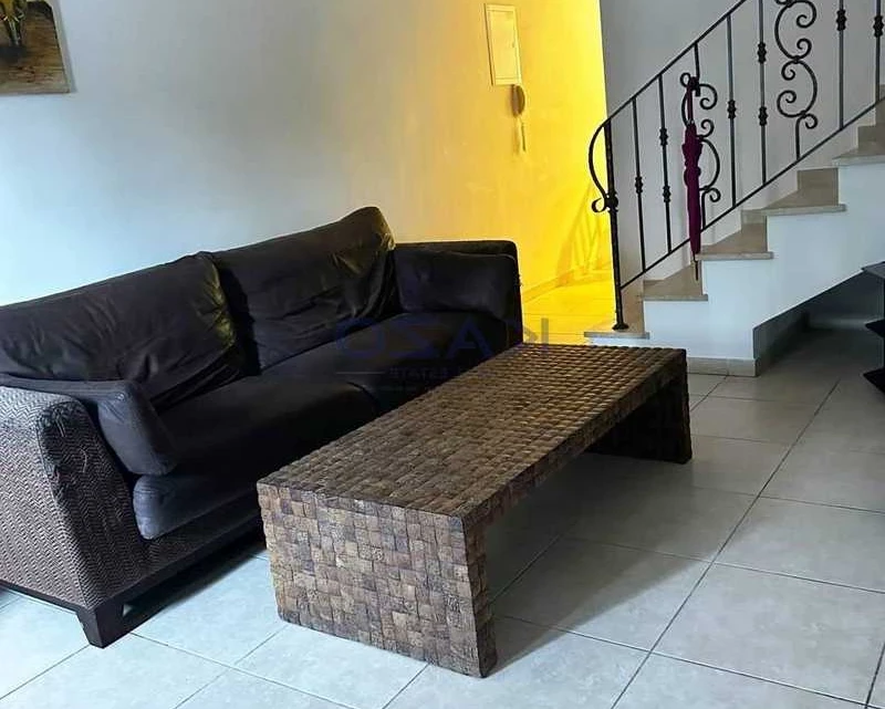 3-bedroom maisonette to rent, image 1