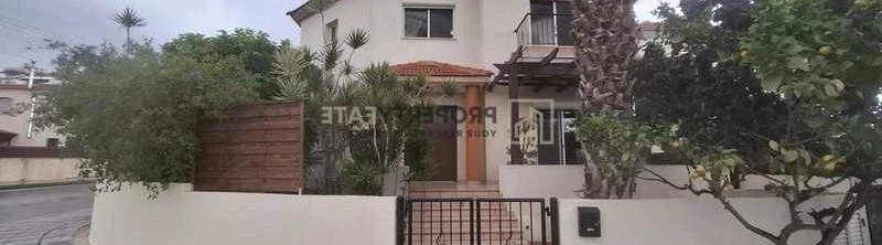 3-bedroom semi-detached to rent, image 1