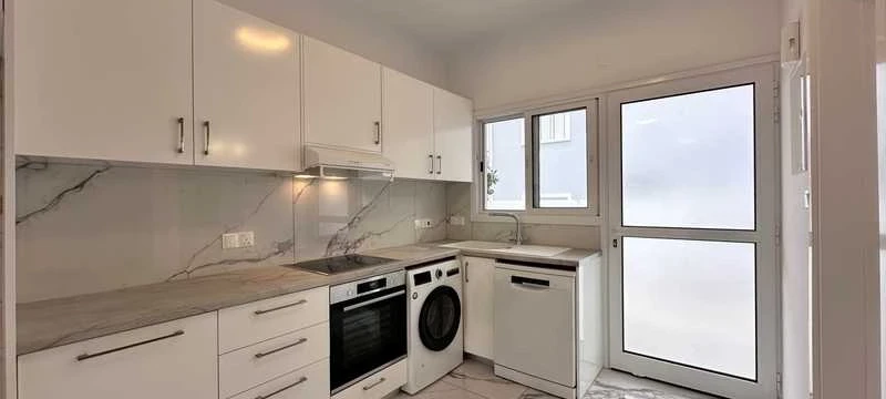 2-bedroom maisonette fоr sаle, image 1