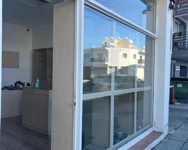 Office or shop in larnaca centre €1.000, image 1