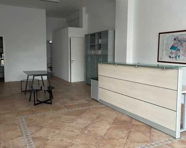 Shop/office for rent 62 sq.m €500, image 1