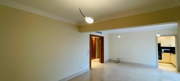 Five-storey commercial/residential building in larnaca €942.000, image 1