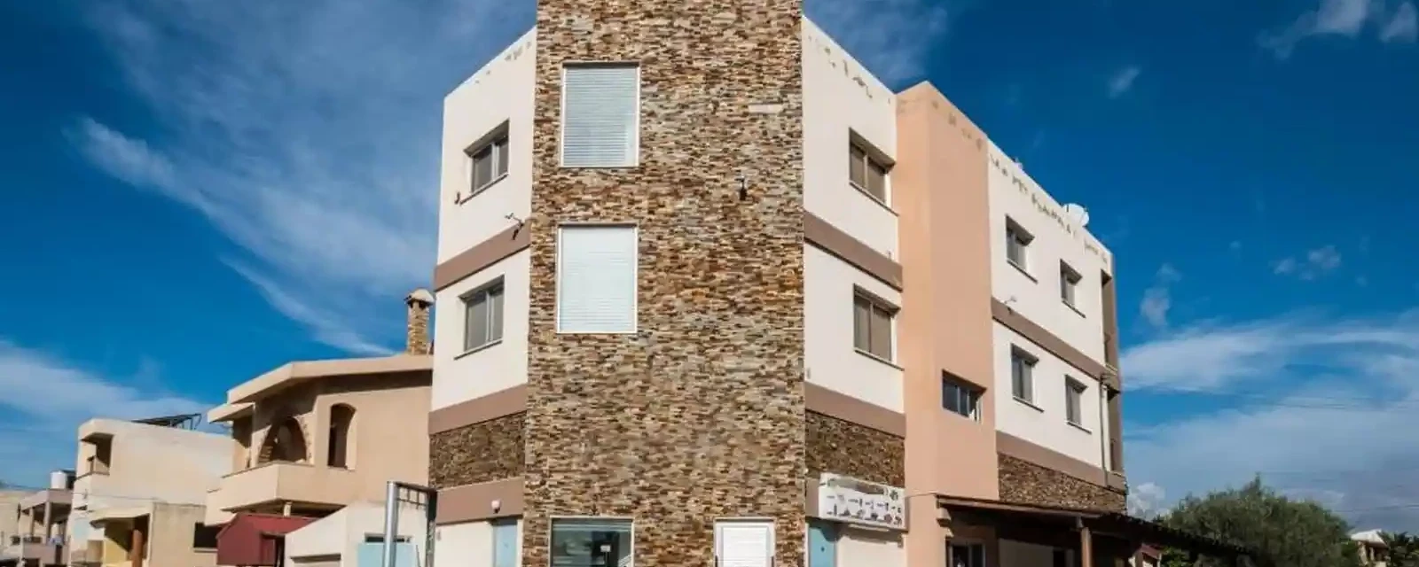 Mixed-use building in omonoias, limassol, image 1