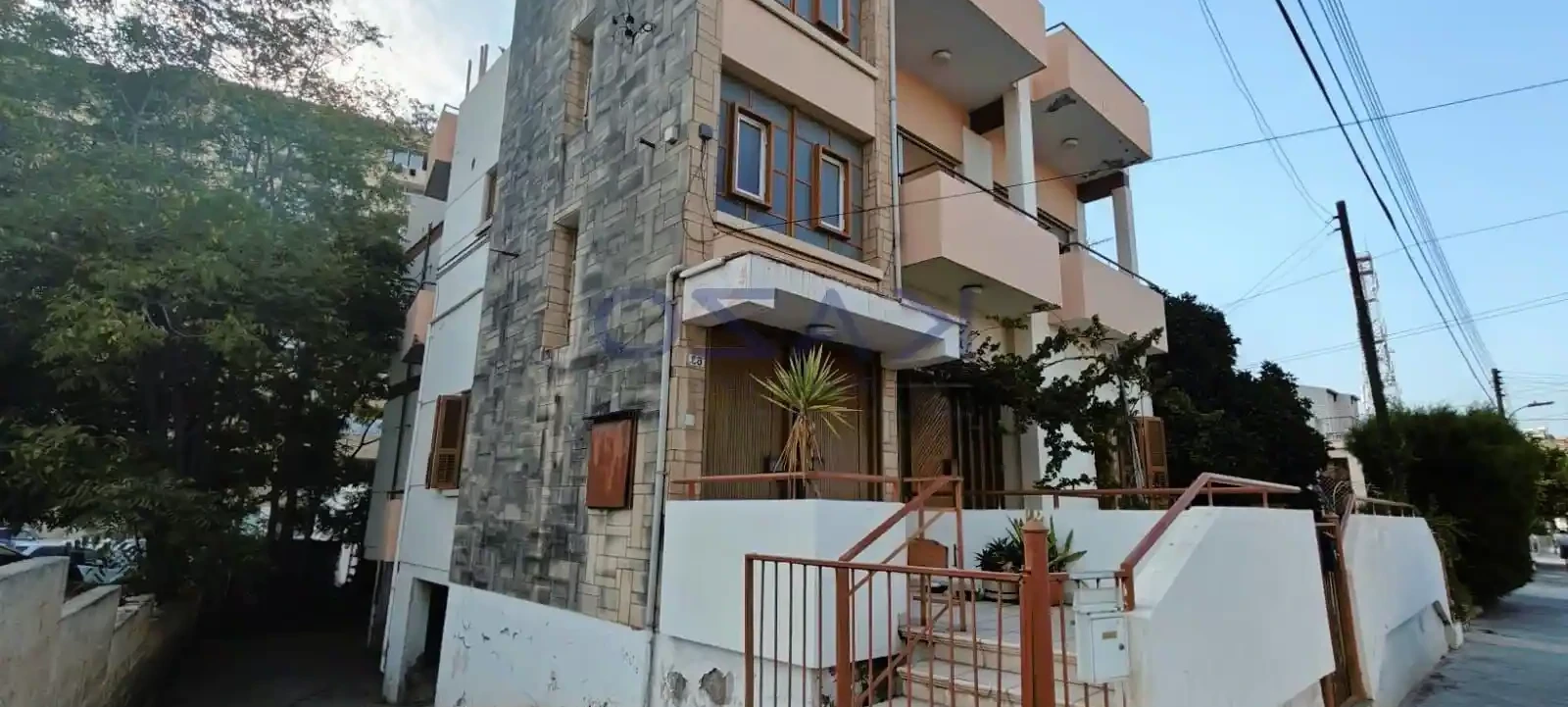 6 bedroom apartment building in petrou &amp; pavlou, image 1