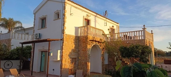 3-bedroom villa to rent €1.000, image 1