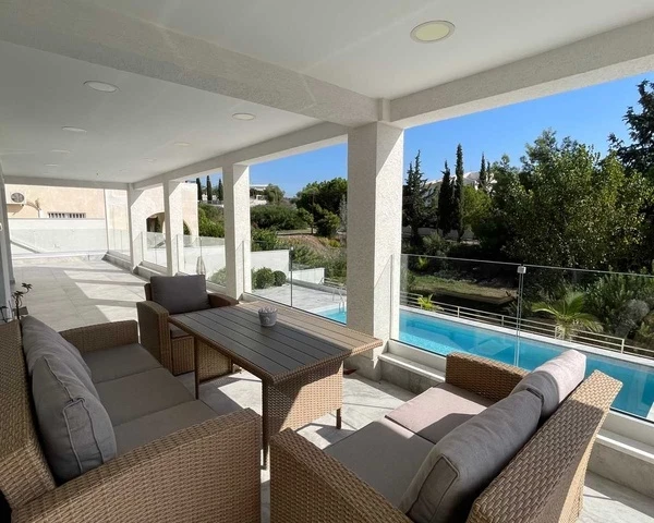 4-bedroom villa to rent €6.500, image 1