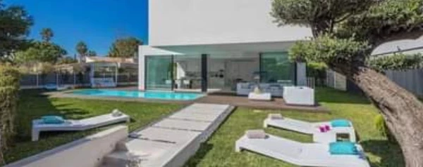 4-bedroom villa to rent €4.000, image 1