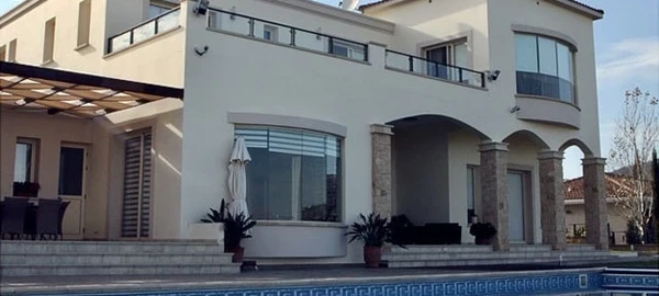 6-bedroom villa to rent €7.000, image 1