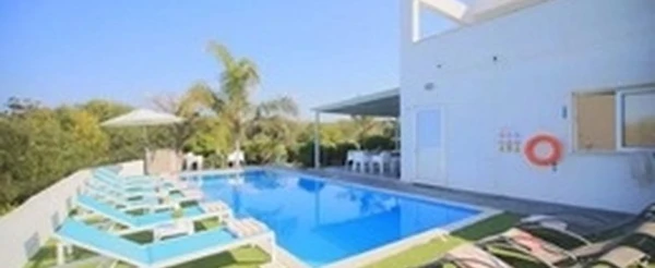 5-bedroom villa to rent €3.200, image 1