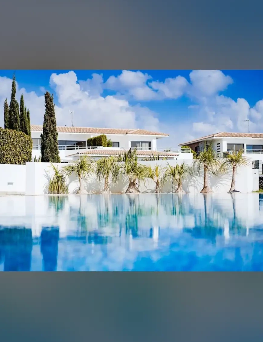 3-bedroom villa to rent €5.000, image 1