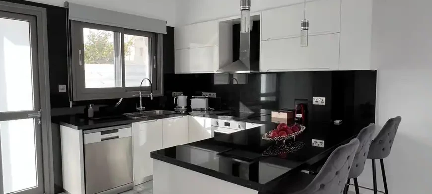 3-bedroom villa to rent €3.000, image 1