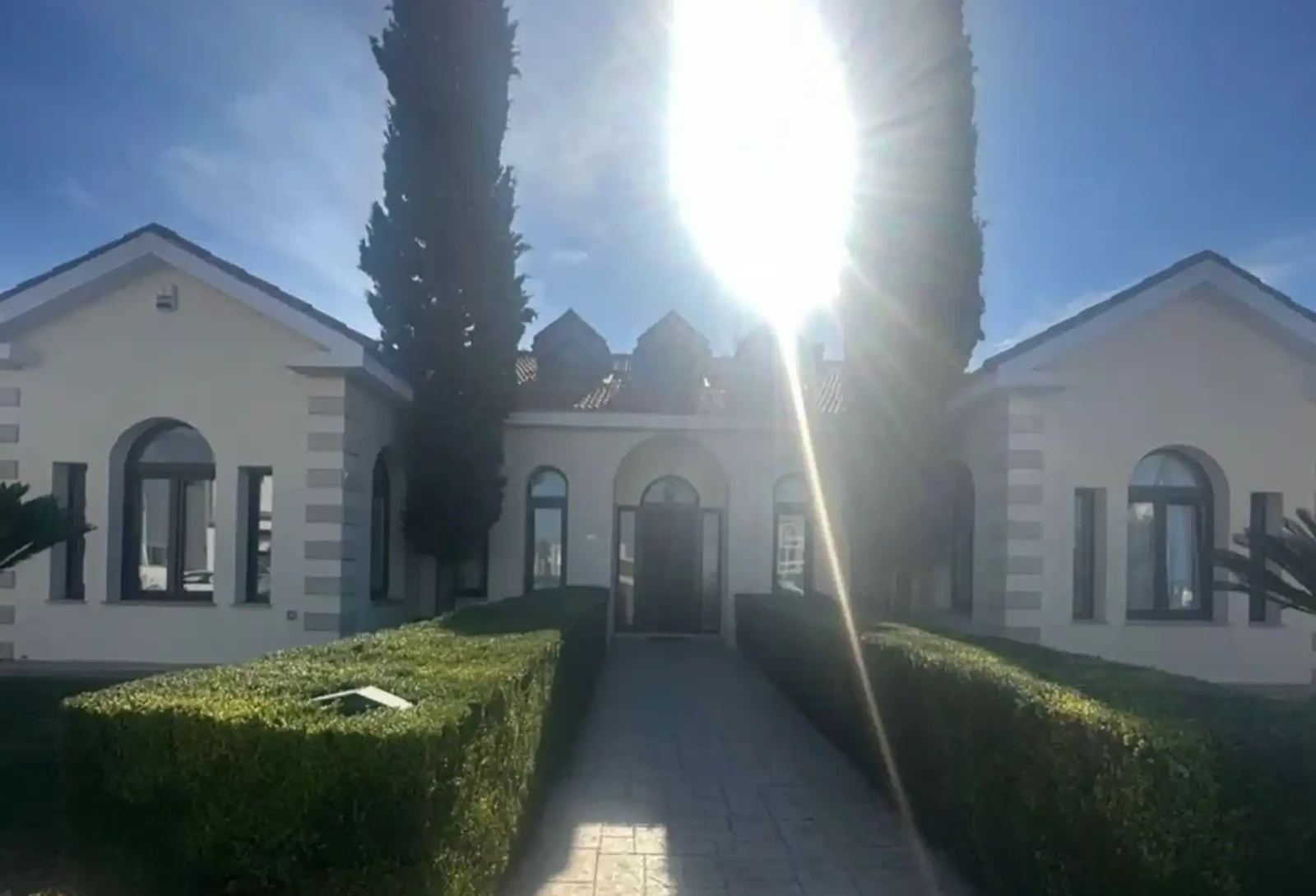 3-bedroom villa to rent €4.000, image 1