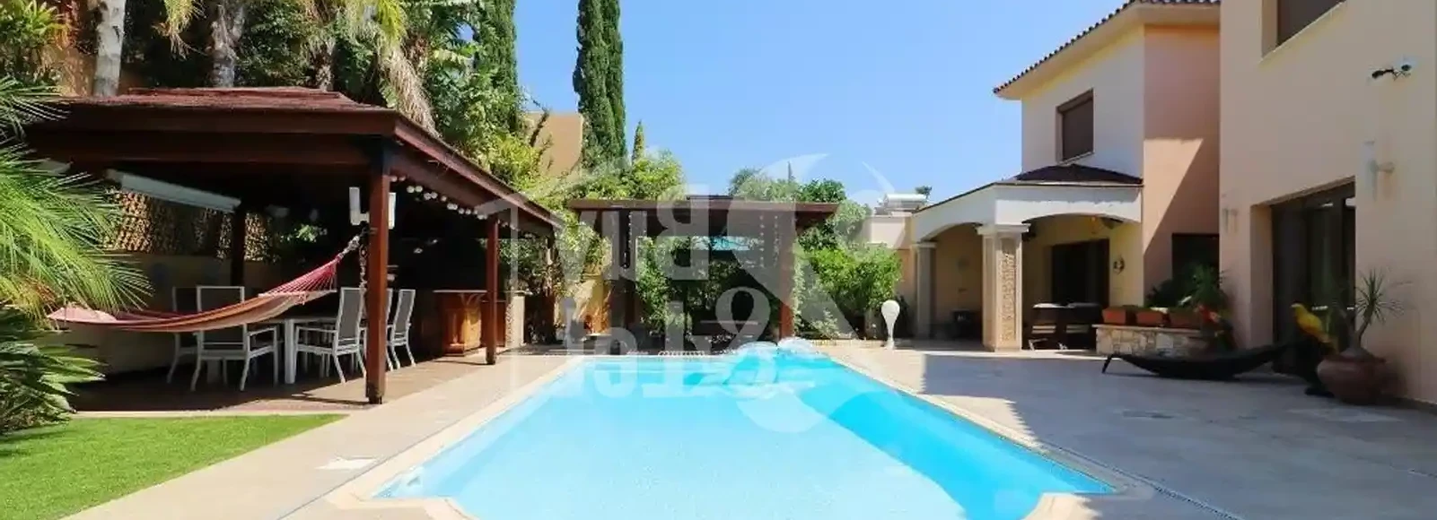 5-bedroom villa to rent €11.000, image 1