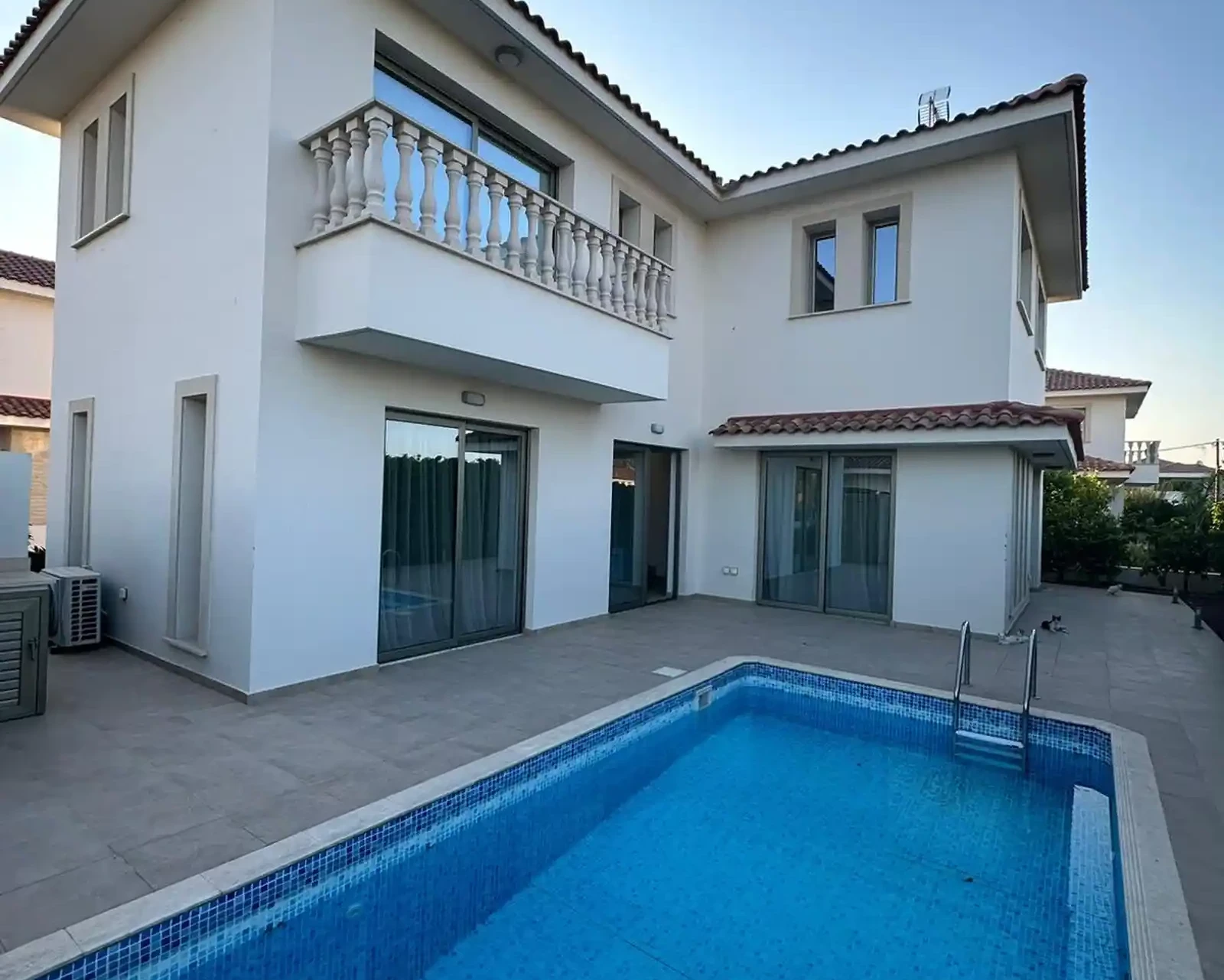 5-bedroom villa to rent €2.200, image 1