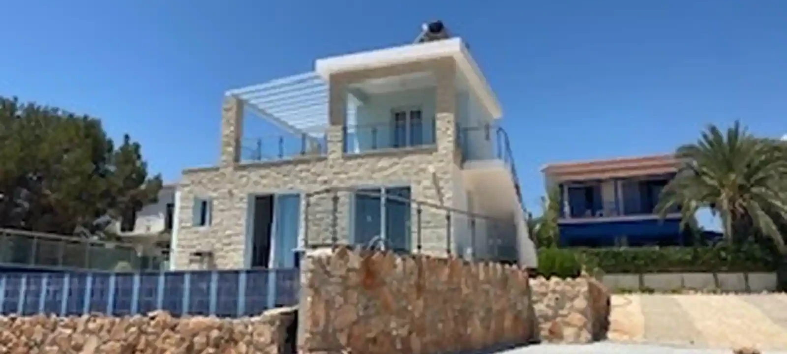 4-bedroom villa to rent, image 1