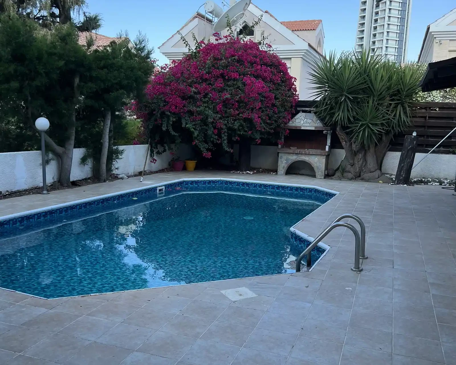 2-bedroom villa to rent €3.800, image 1