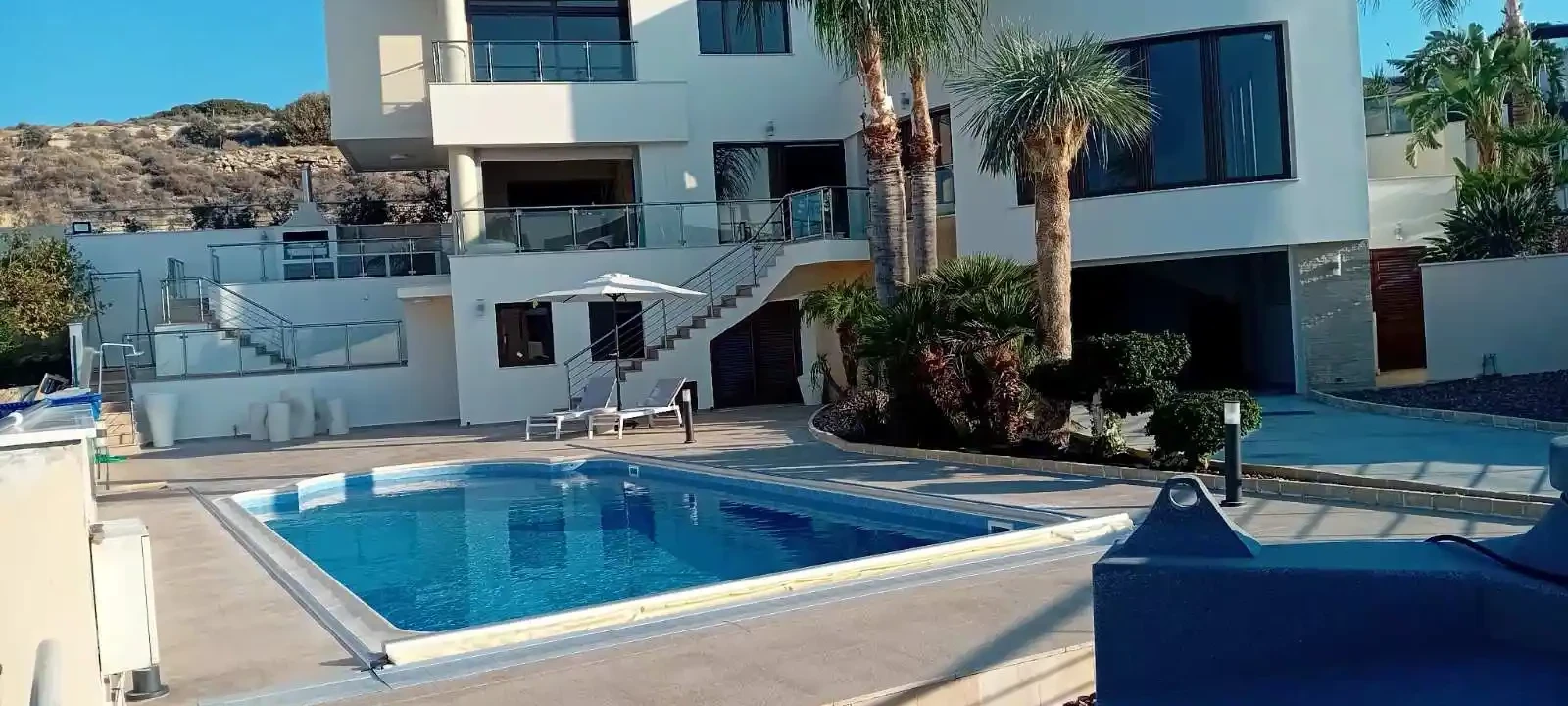 5-bedroom villa to rent €7.000, image 1