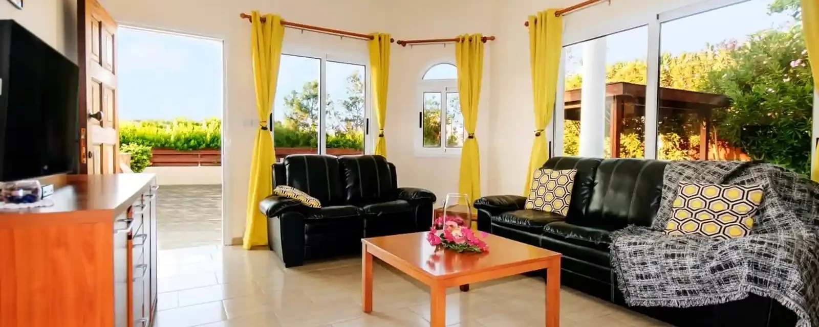 3-bedroom villa to rent, image 1