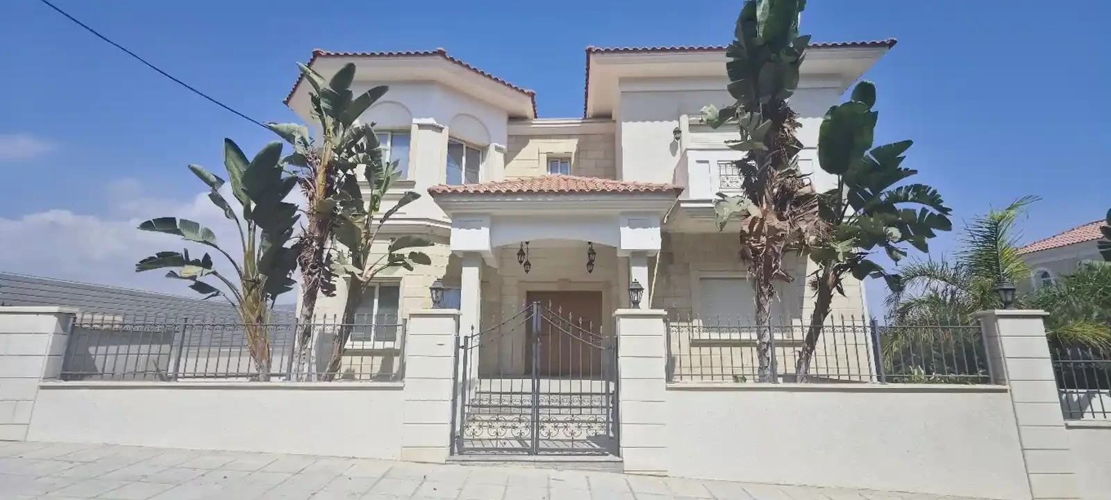 5-bedroom villa to rent €9.500, image 1