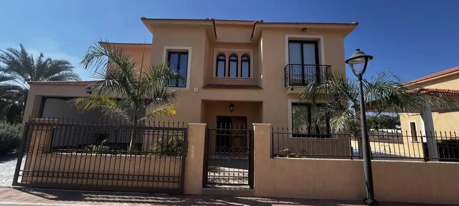 4-bedroom villa to rent €6.000, image 1