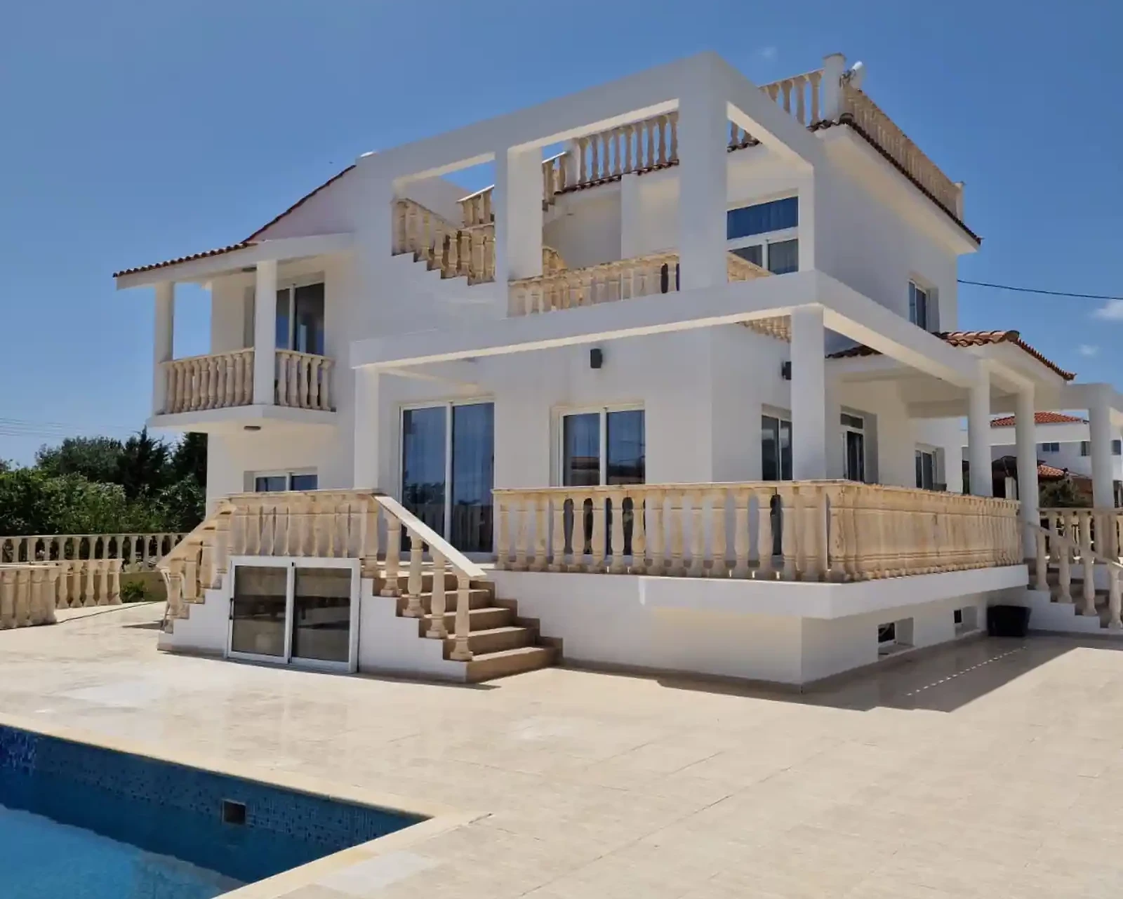 5-bedroom villa to rent €3.500, image 1