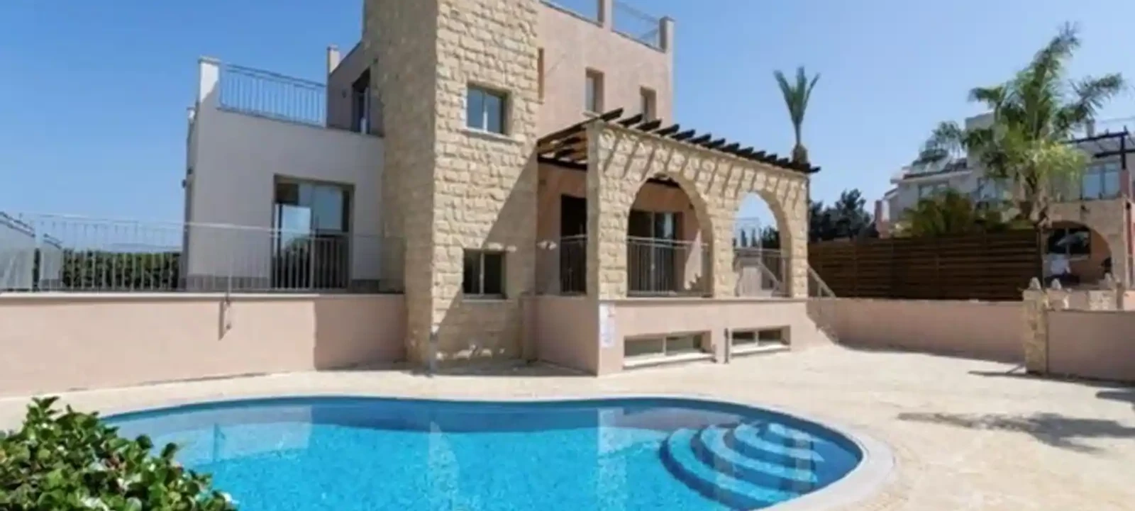 4-bedroom villa to rent €3.850, image 1