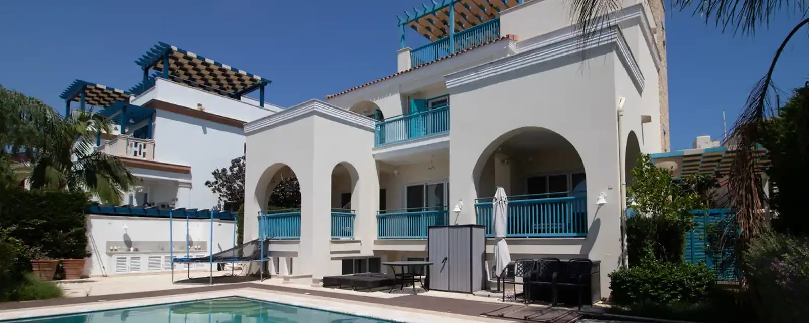 4-bedroom villa to rent, image 1