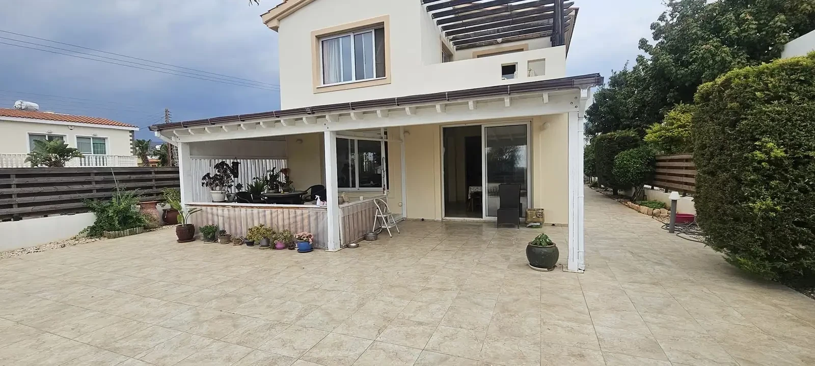 4-bedroom villa to rent, image 1