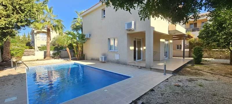 3-bedroom villa to rent, image 1