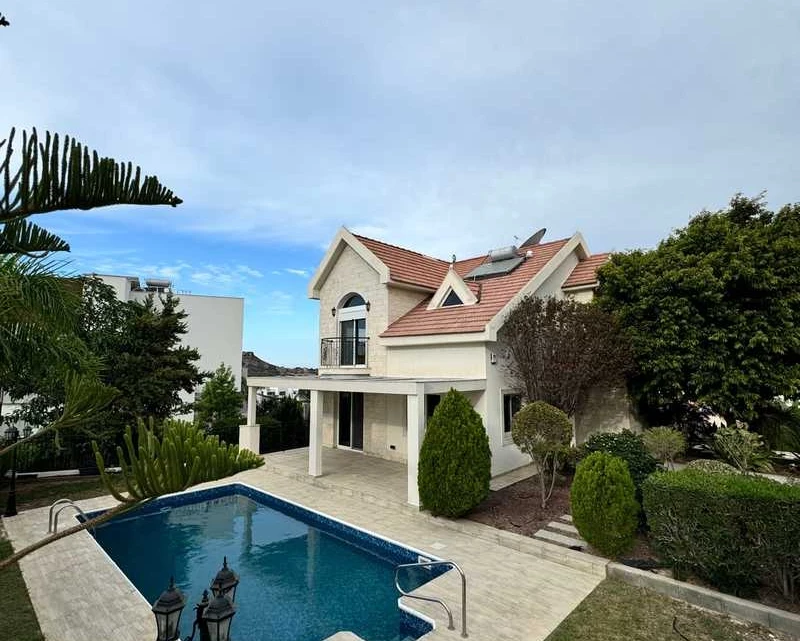 4-bedroom villa to rent, image 1