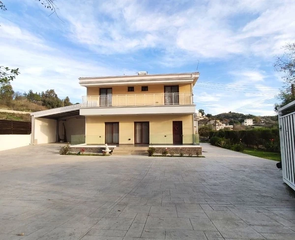 5-bedroom villa fоr sаle €370.000, image 1