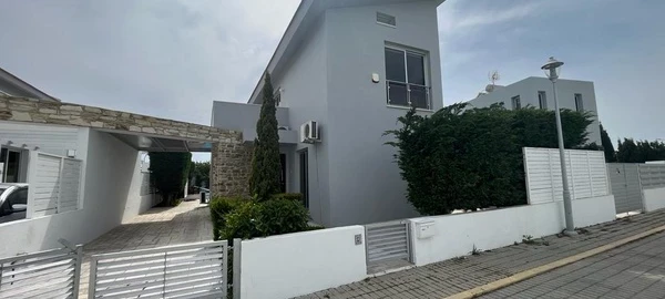 3-bedroom villa fоr sаle €375.000, image 1