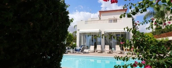 4-bedroom villa fоr sаle €460.000, image 1