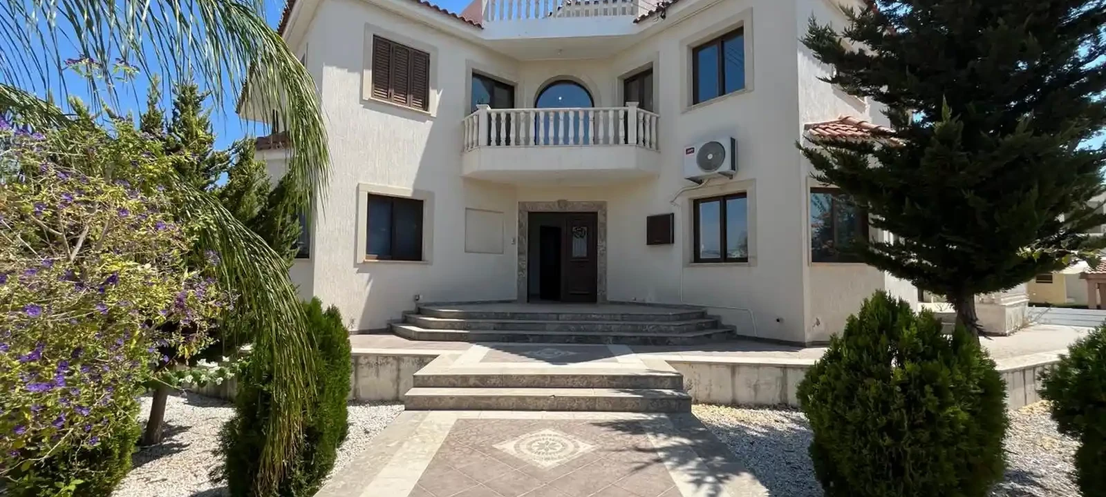 6-bedroom villa fоr sаle €850.000, image 1