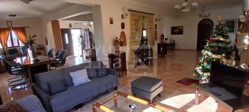 4-bedroom villa fоr sаle, image 1