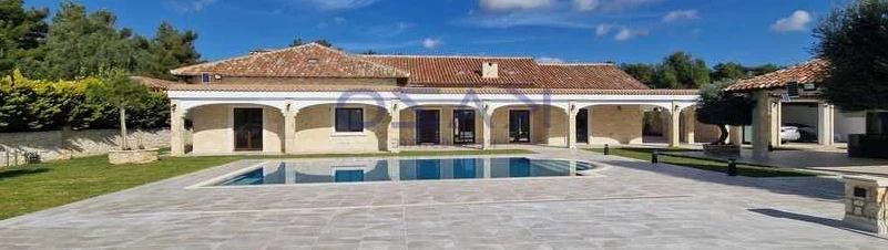 4-bedroom villa fоr sаle, image 1