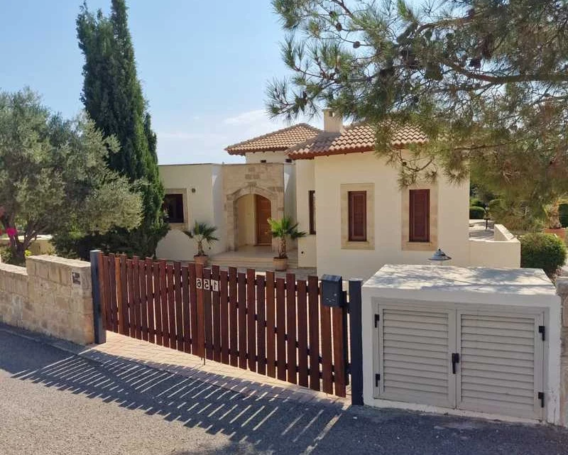 4-bedroom villa fоr sаle, image 1