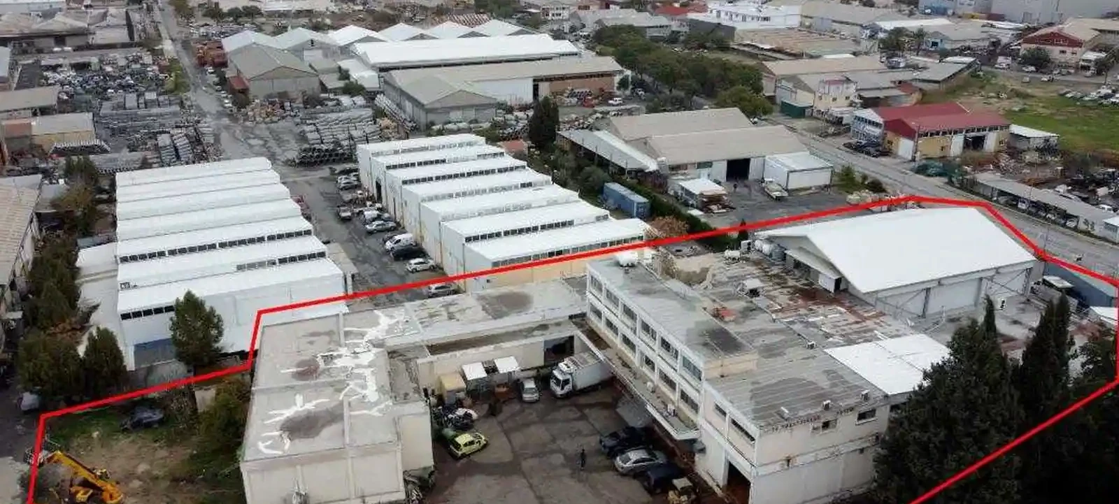 Three-storey industrial building in kaimakli, nicosia, image 1