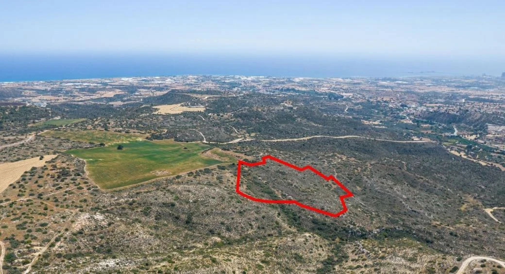 Field in Choirokoitia Larnaca, image 1