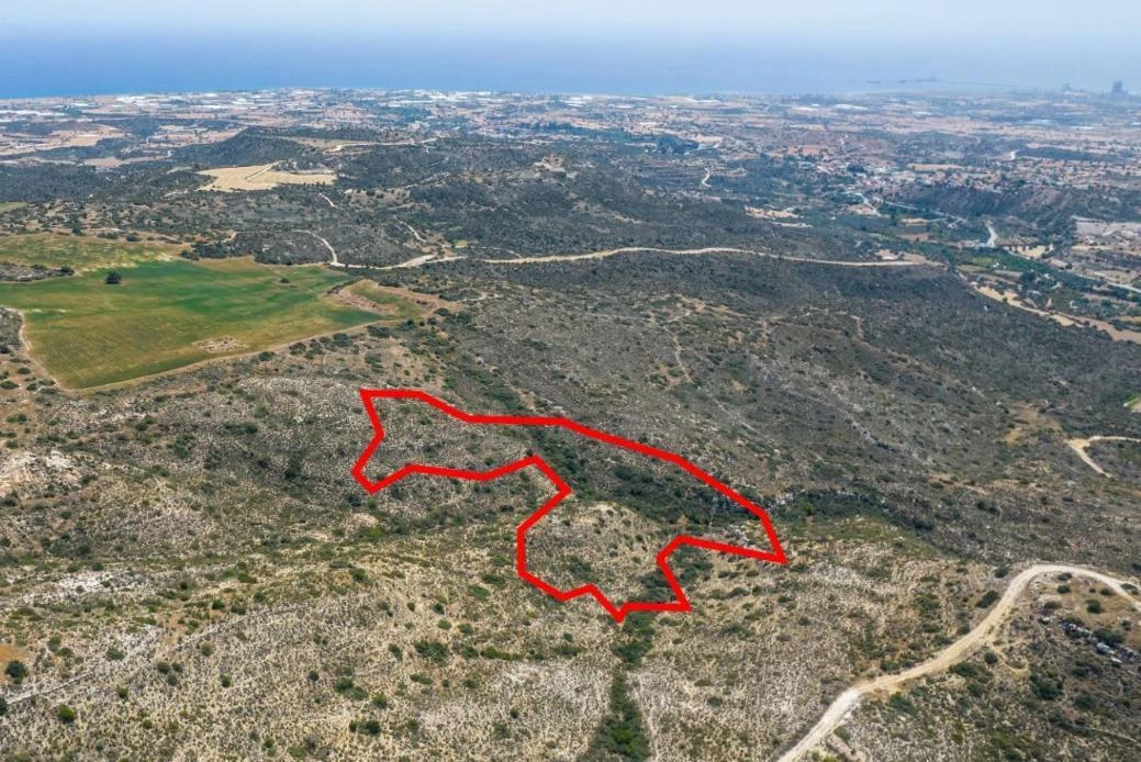 Field in Choirokoitia Larnaca, image 1