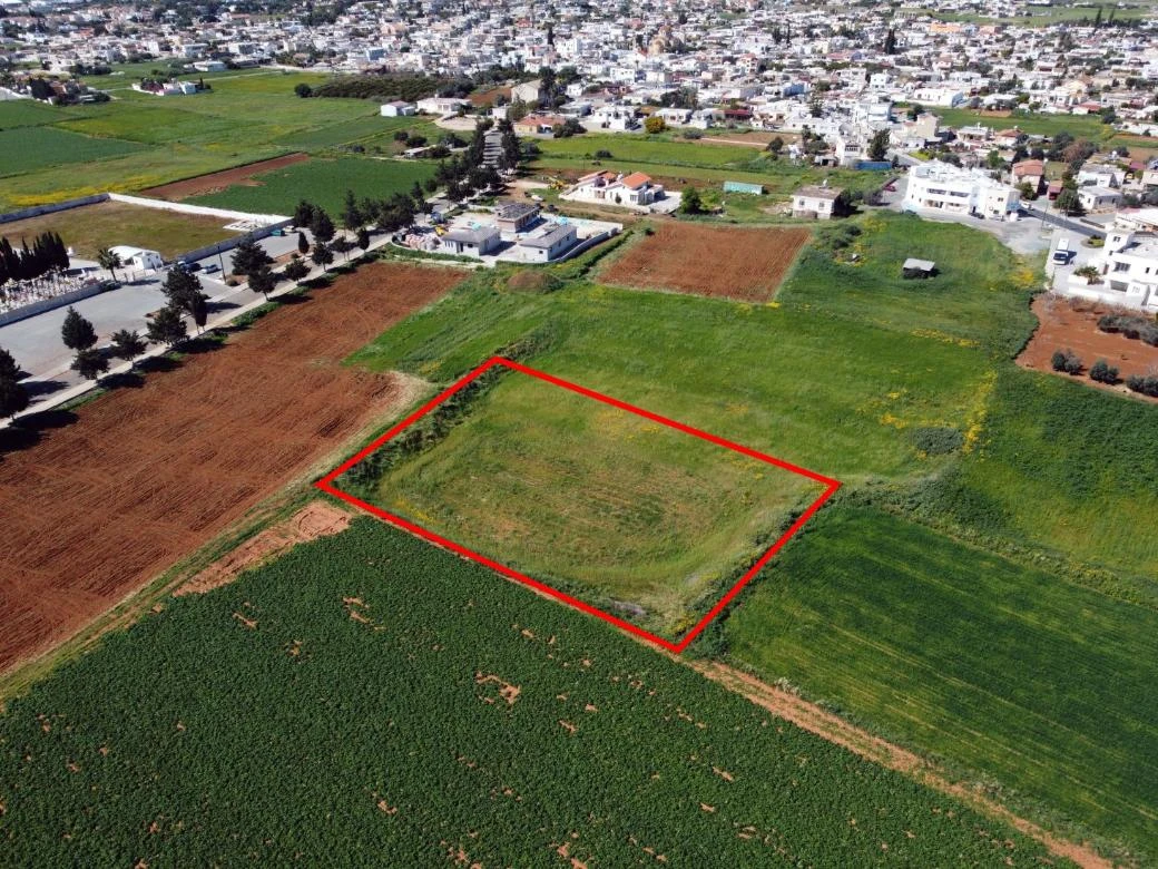 Residential field in Frenaros Famagusta, image 1