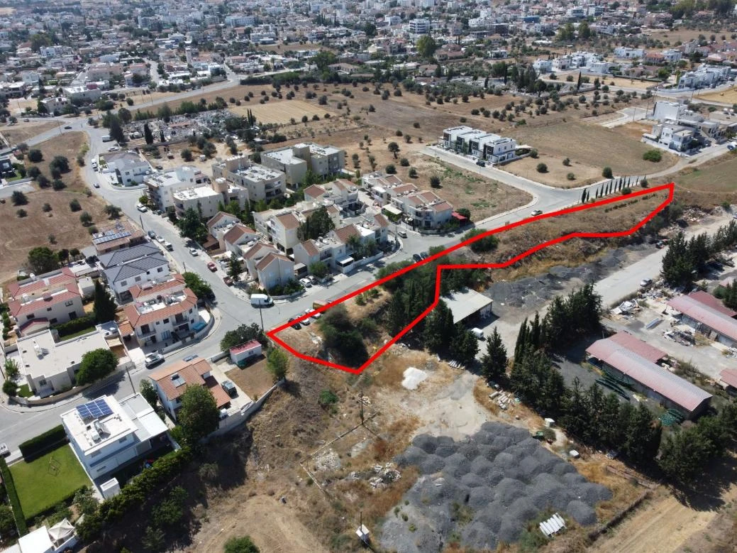 Residential field in Lakatamia Nicosia, image 1