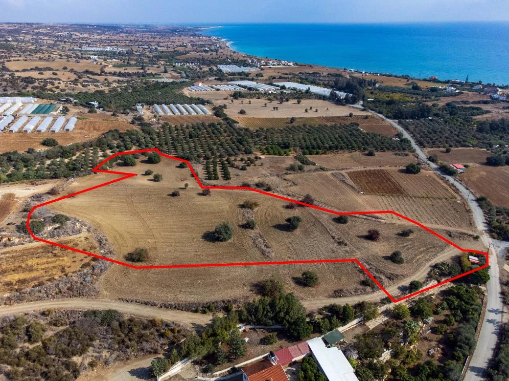 Residential field in Agios Theodoros Larnaca, image 1