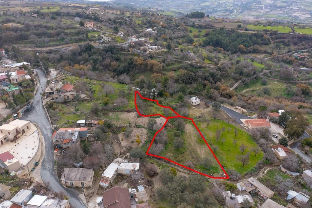 Residential fields in Drymou Paphos, image 1
