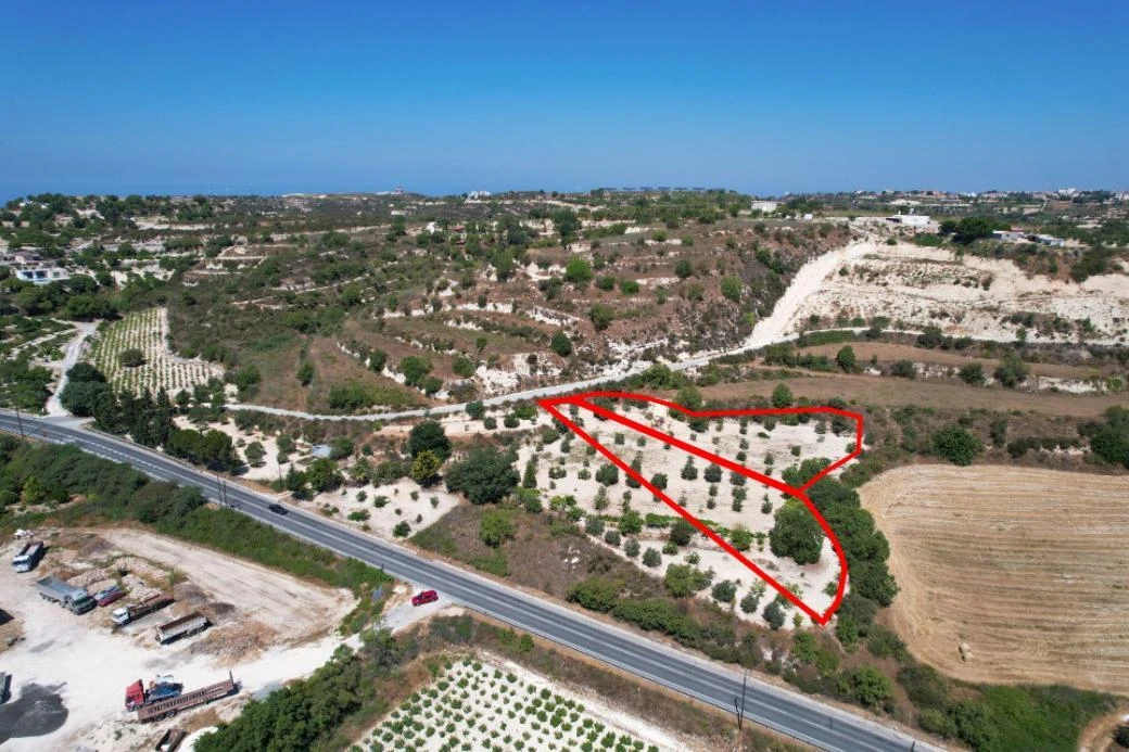 Two residential fields in Tsada Paphos, image 1