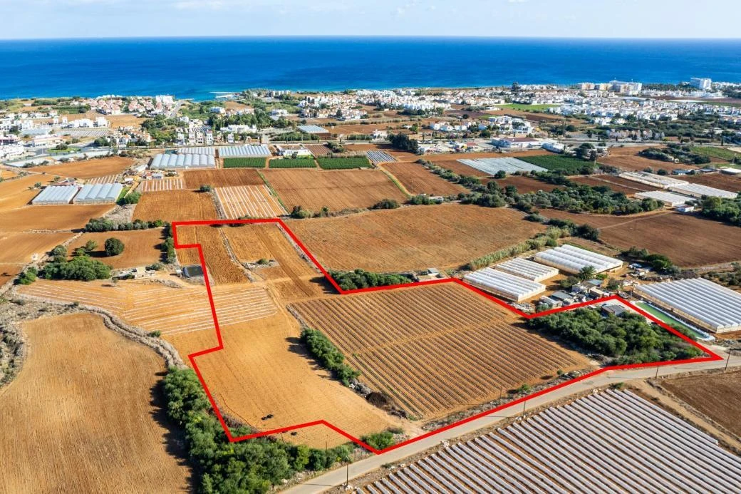Shared residential field in Paralimni Famagusta, image 1
