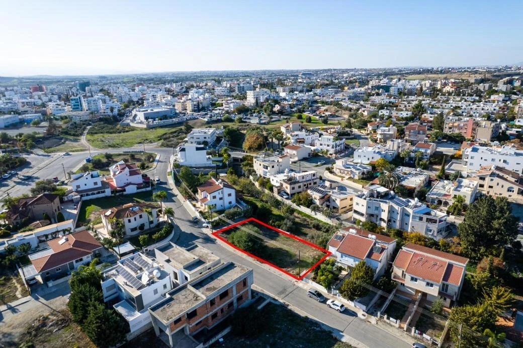 Residential plot in Agios Georgios Latsia Municipality Nicosia, image 1